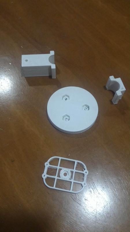 Kinect base with pole holder