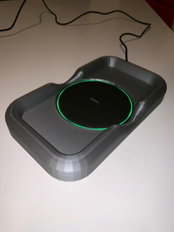 IPhone Xs Max wireless charging base