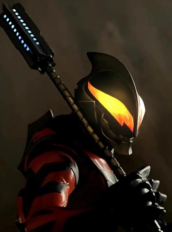 Belyria Warrior Pendant, print in three colors, red, black and yellow