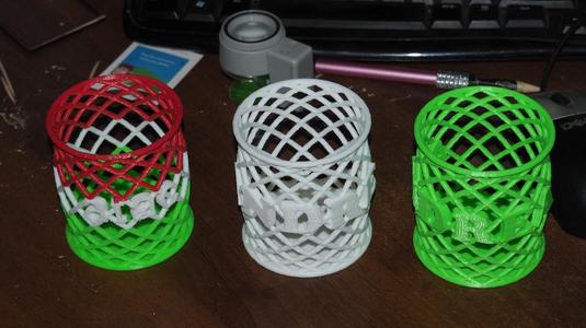 Customizable Pen Holder 2