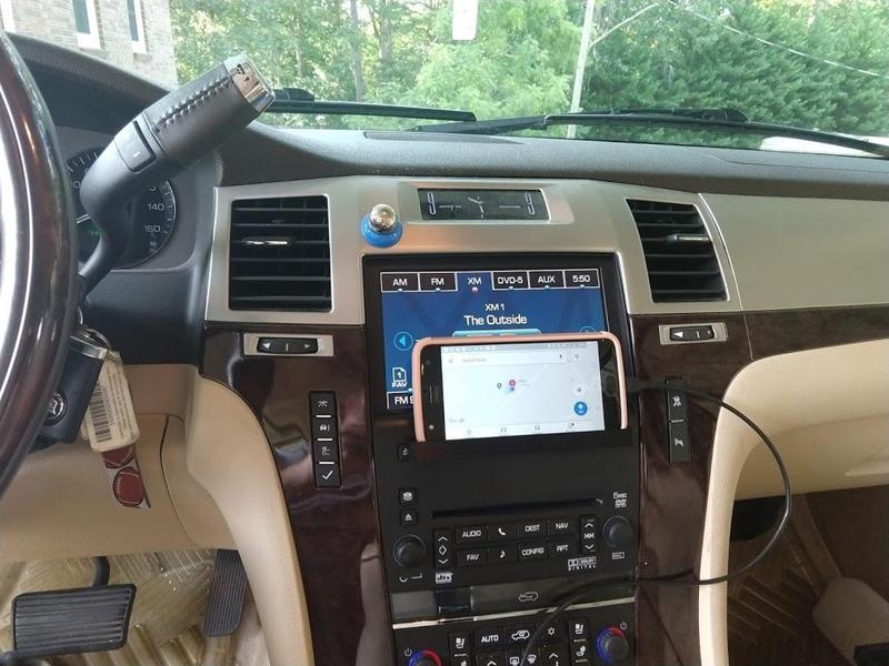 cd player cell phone holder