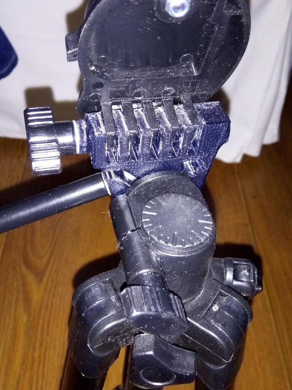 Polaroid Tripod pivot arm