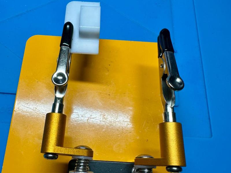 GX16 Plug soldering Jig