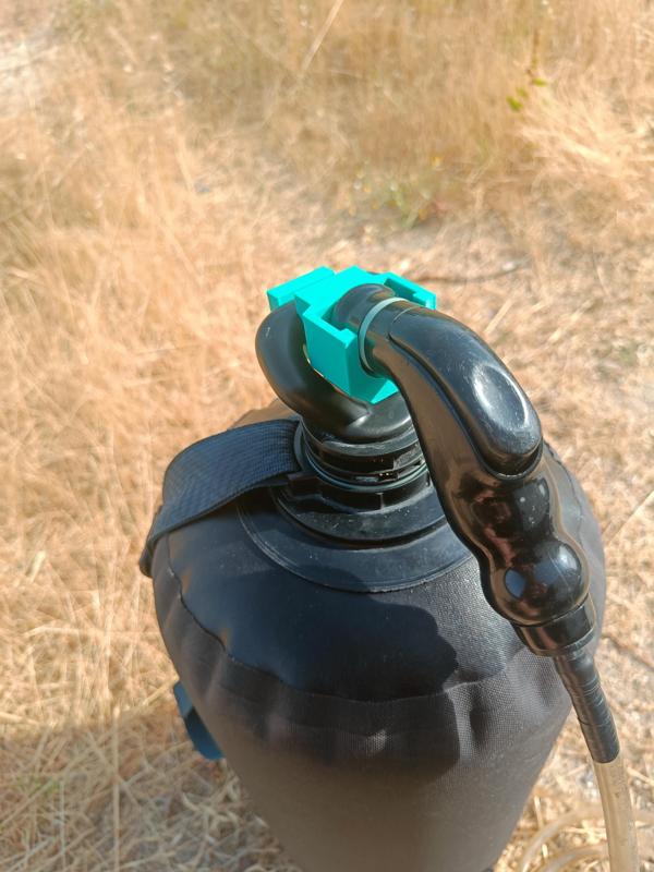 Support for shower head - Decathlon solar pressure shower