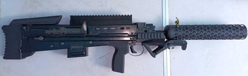 L85 AR15/M4 fused pistol grip