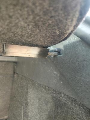 Rear panel mount, Clio Estate