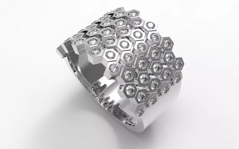 Bee ring