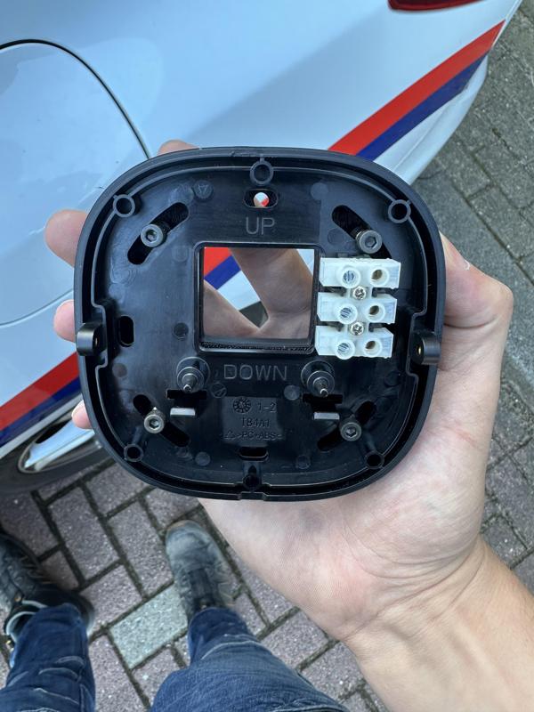 Eufy S100 Pole Mount