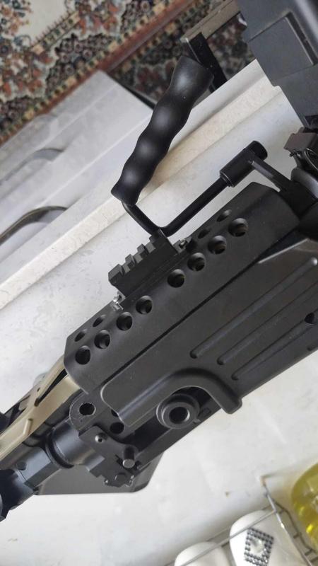 A&K M249 LMG FRONT RAIL FOR RUNCAM