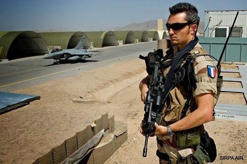 Equipier commando parachutist au 1/6