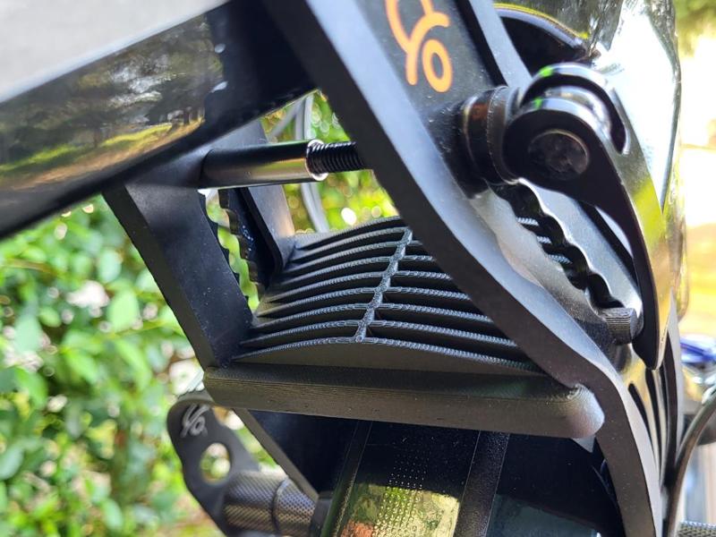 Kids ride Shotgan E-bike adapter