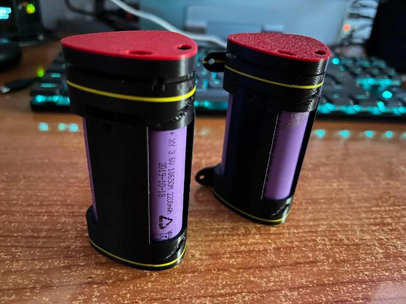 LZ-18650-3S Battery Case Charger (12v and 3 battery 18650)   