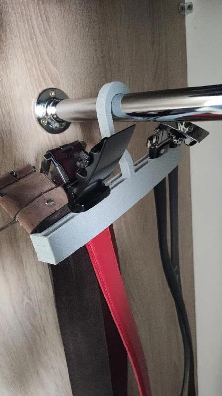 Belt hanger - Věšák na opasky   