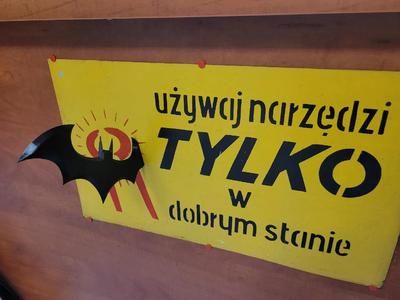 Batarang magnet   