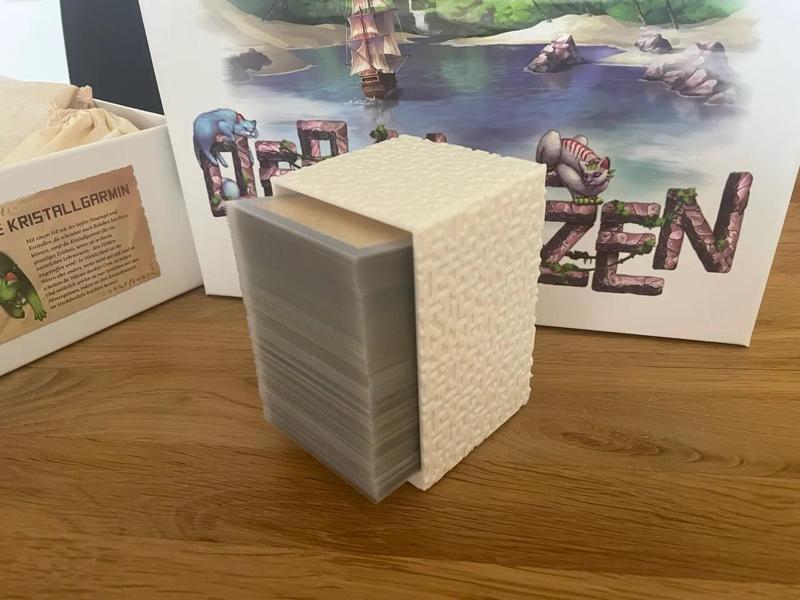 thematic card holder for isle of cats   