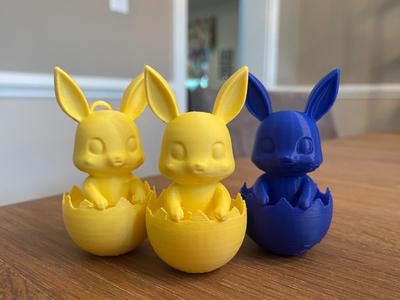 Cute Easter Bunny Hatching / keychain / Kids / 
