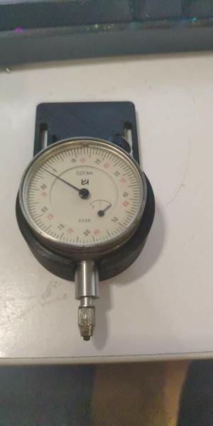 Mount for distance amplifying instrument