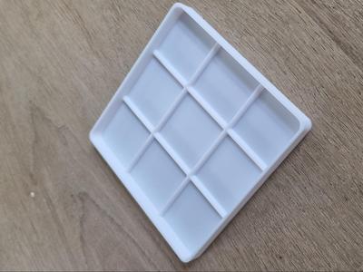 Simple sorting tray