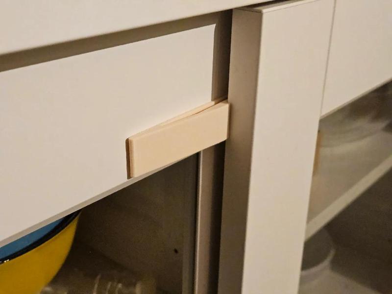 Sliding door child lock for IKEA Hauga   