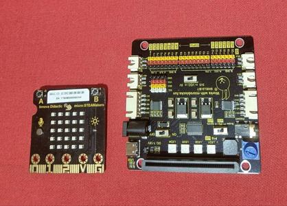 Suports per la placa Micro:Steamakers i la Shield