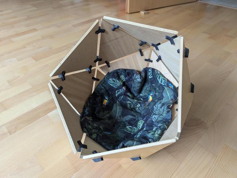 Icosahedron - connectors - Cat bed