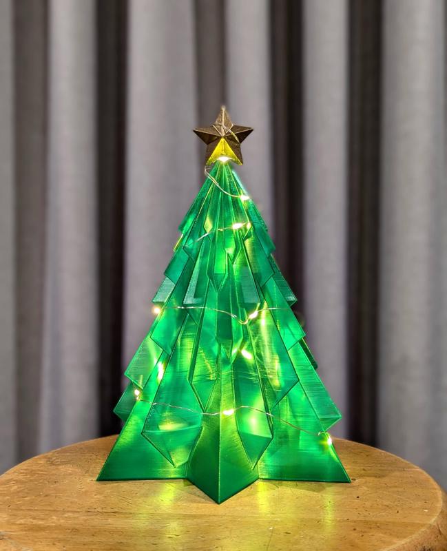 Christmas Tree (vase mode) and star