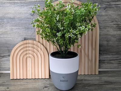 Mom's Love Flower Pot