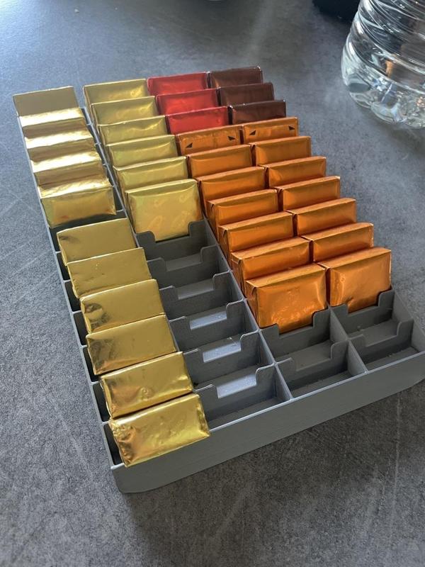 storage for Maggi stock -- rangement pour bouillon Maggi