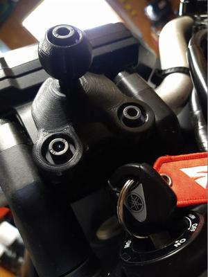 Yamaha MT-07 strenghtened ball (RAM) mount