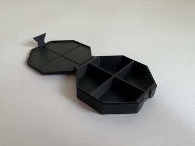 Octagon Pillbox with Latch