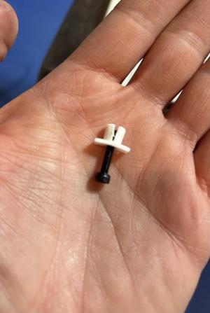 1/4" Pegboard to M3x16 Anchor