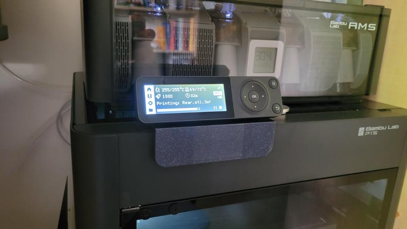 P1S/P1P flat screen raiser