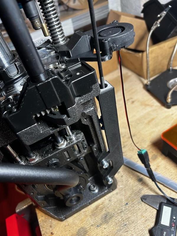 Frankford Arsenal X10 - Dillon Powderfiller Adapter