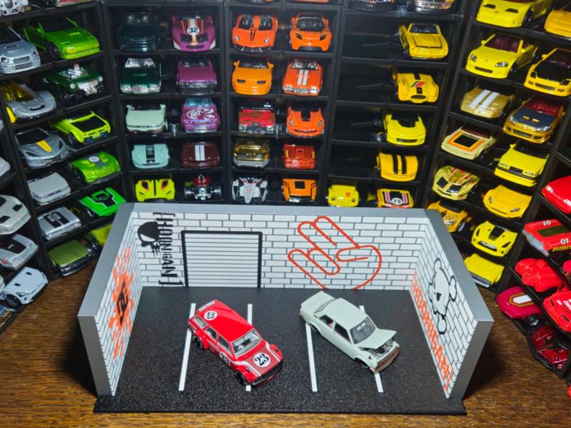 Hoonigan garage diorama
