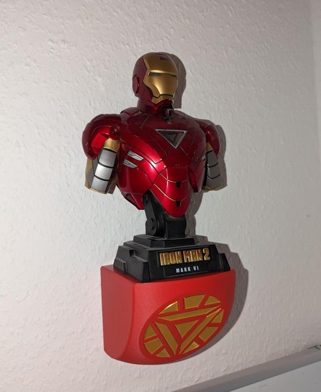 Hero Trophy Shelf - Iron Man