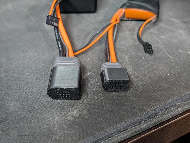 Spektrum iC3, iC5 cover/plug