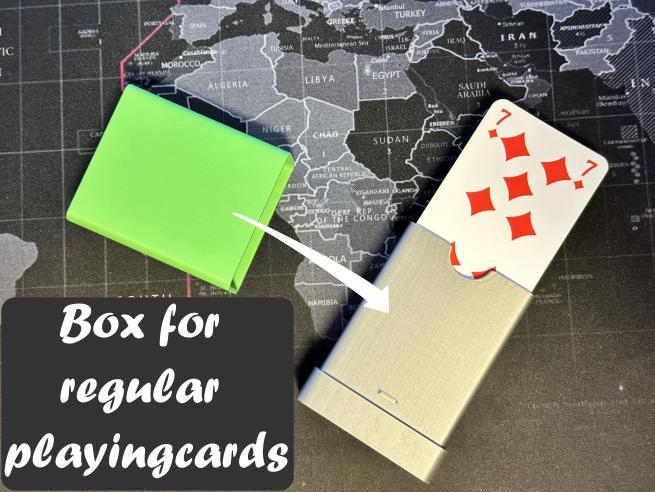 Cardbox for regular playingcards