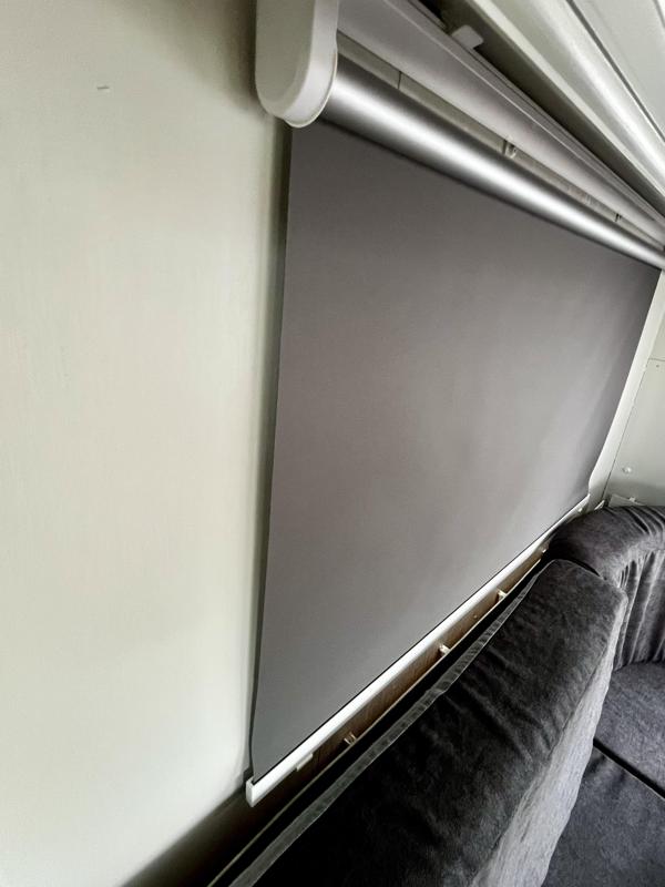 Caravan Shutter Holder / Wohnwagen Rollohalter