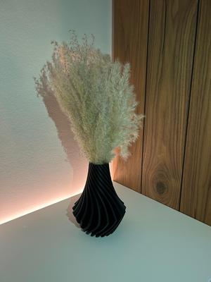 VASE CYCLONE