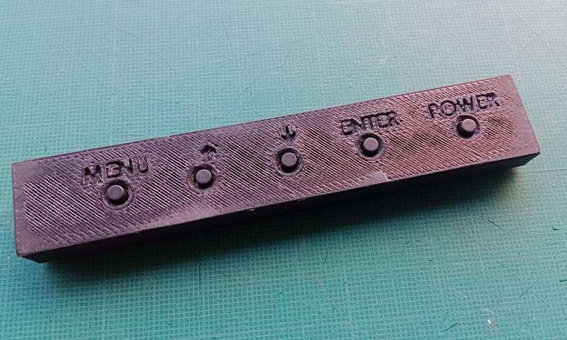 5 button casing for screen ; boitier 5 boutons pour écran