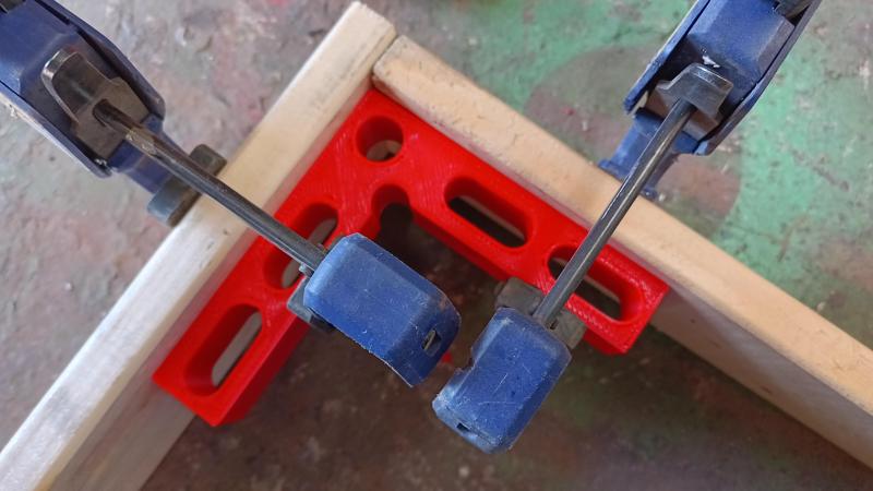 Corner right angle clamp woodworking carpentry handyman 