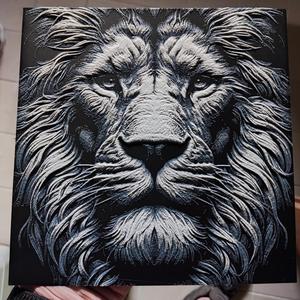 Lion hueforge