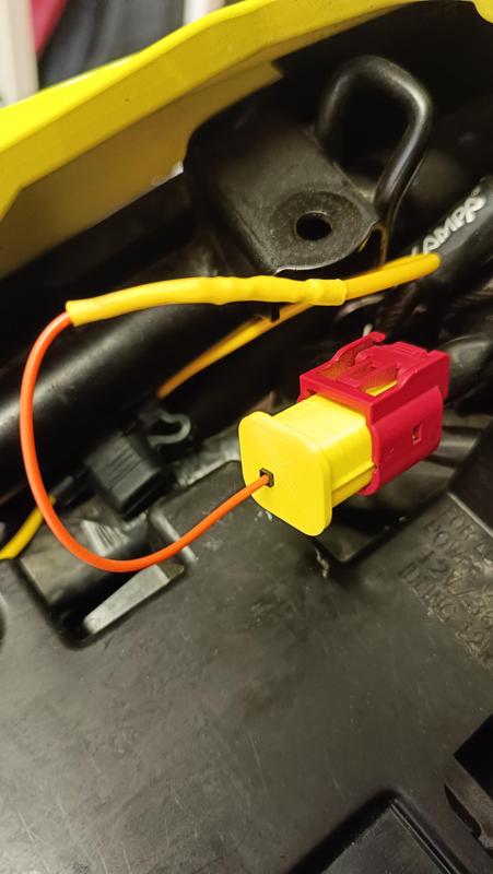 OBD 6-pin cover for switched power (for Android Auto devices)