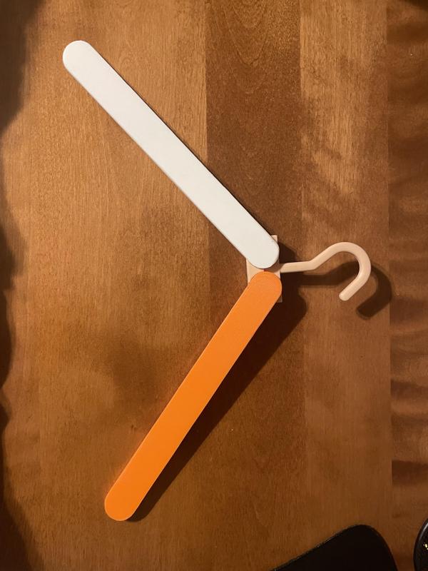 Collapsable Clothes Hanger