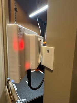 Raspberry Pi 4B with TFT V2.1 screen and fan wall mount
