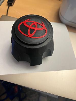 2012 FJ Cruiser Hub cap 1.0 with top cap