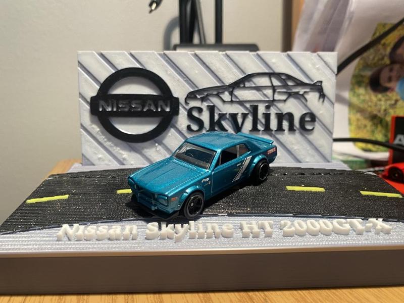 hotwheels Nissan skyline HT 2000 GT-X display
