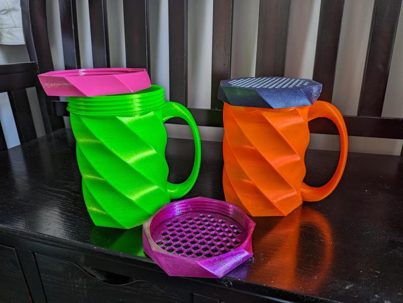 Road salt/ice melter shaker