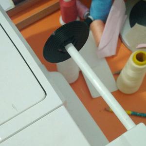 singer spindle cap