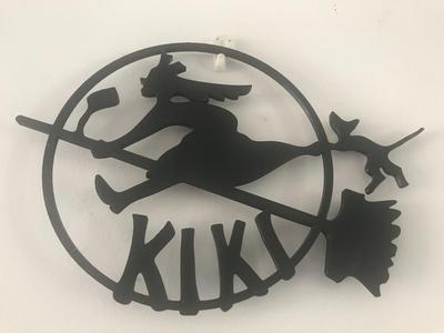 Le Panneau du Magasin de Kiki la petite sorcière / Kiki's Delivery Services Sign 